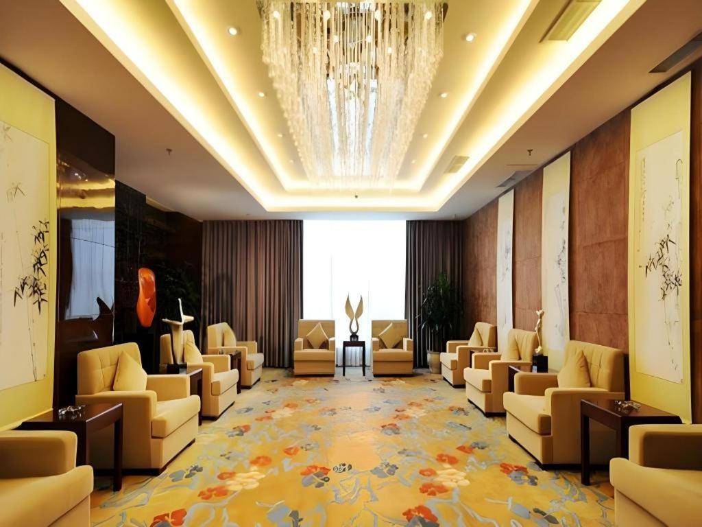 Chengdu Yinsheng International Hotel Supoqiao Exterior foto