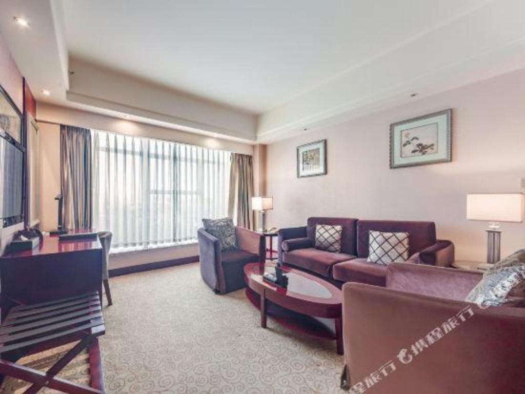 Chengdu Yinsheng International Hotel Supoqiao Exterior foto